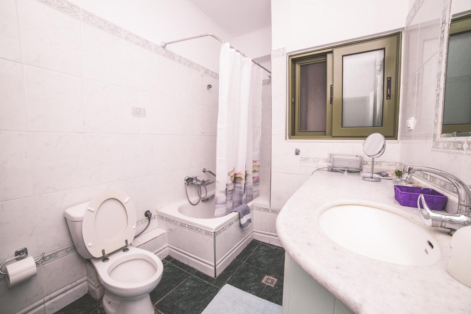 Lazarus 2Bd Apartment In The Center Patras Exterior photo