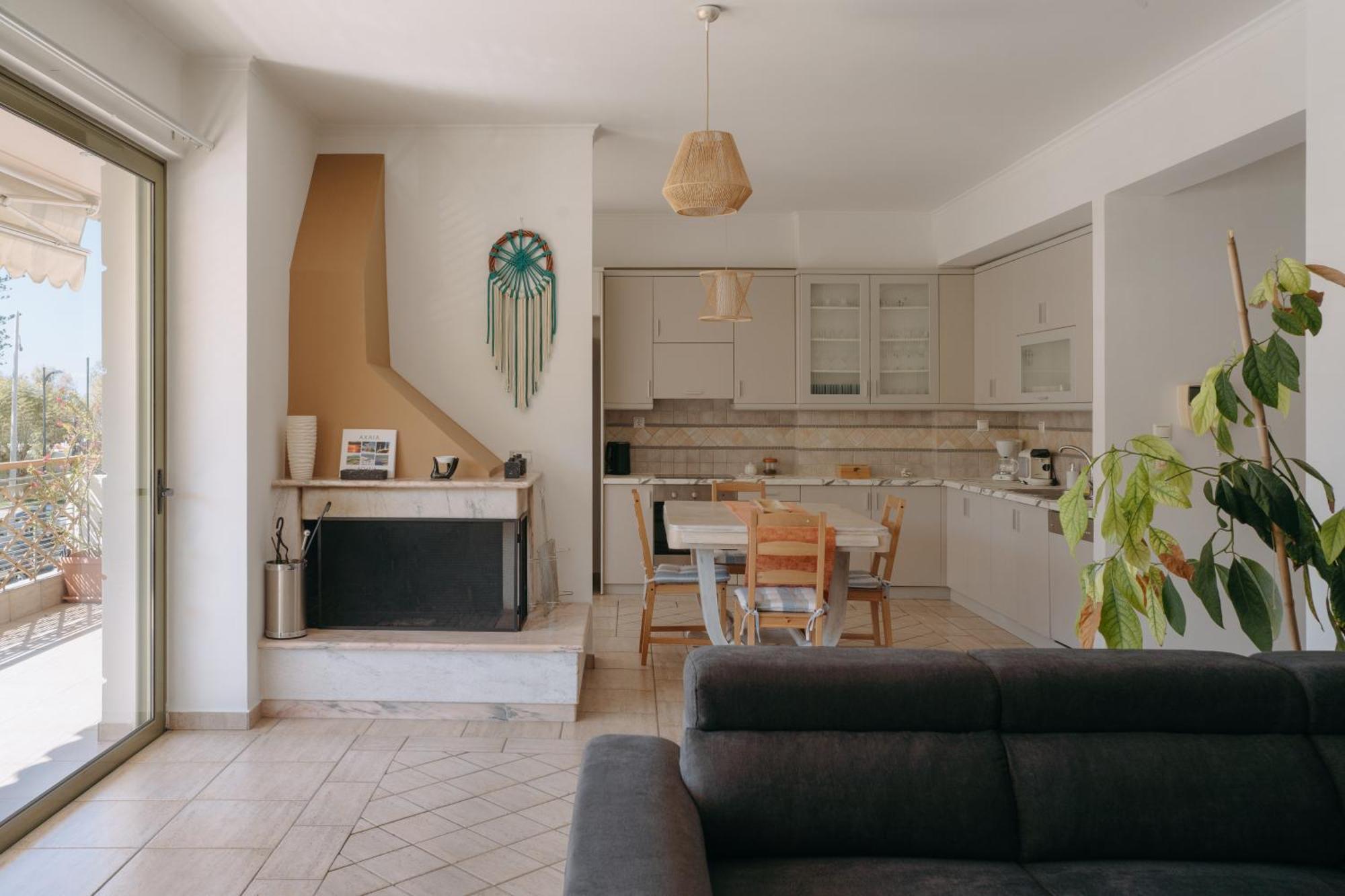 Lazarus 2Bd Apartment In The Center Patras Exterior photo